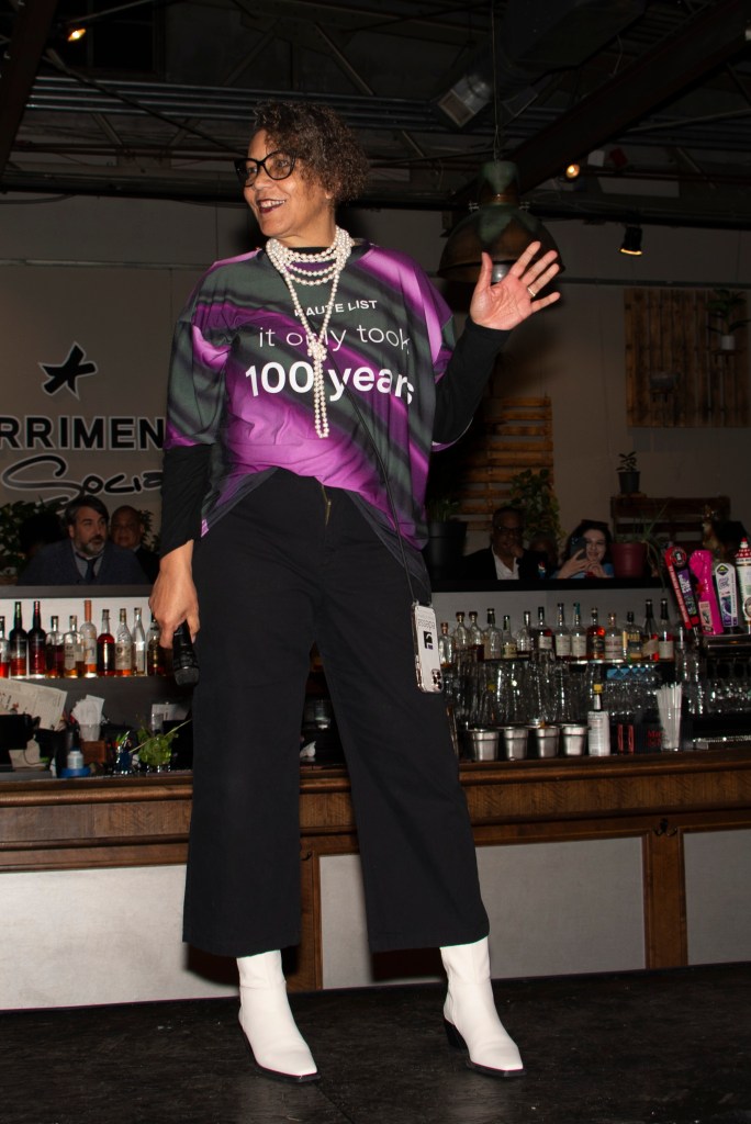 Lynne Dixon-Speller on stage